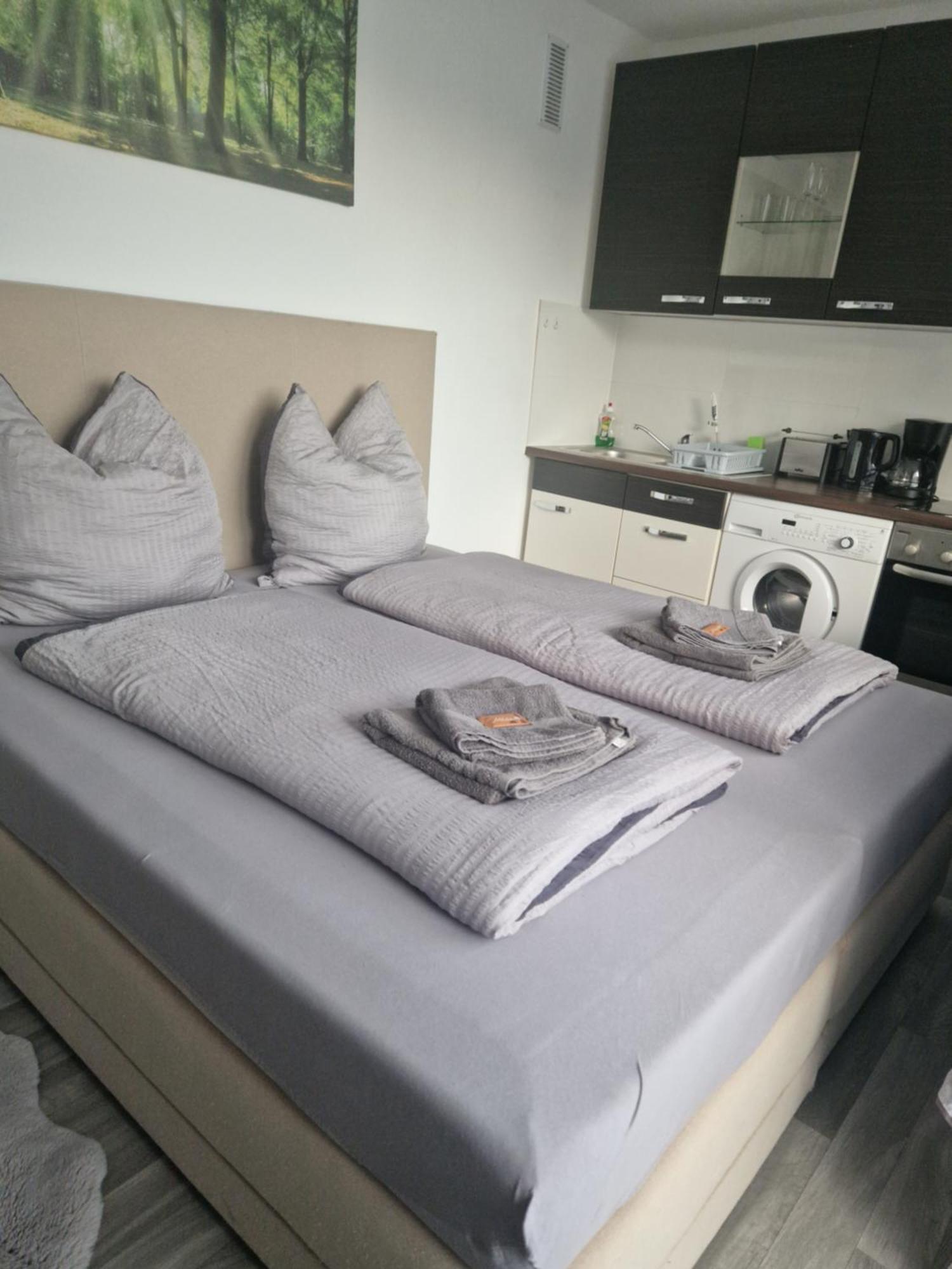 M&Bluxux Apartaments เครเฟลด์ ภายนอก รูปภาพ