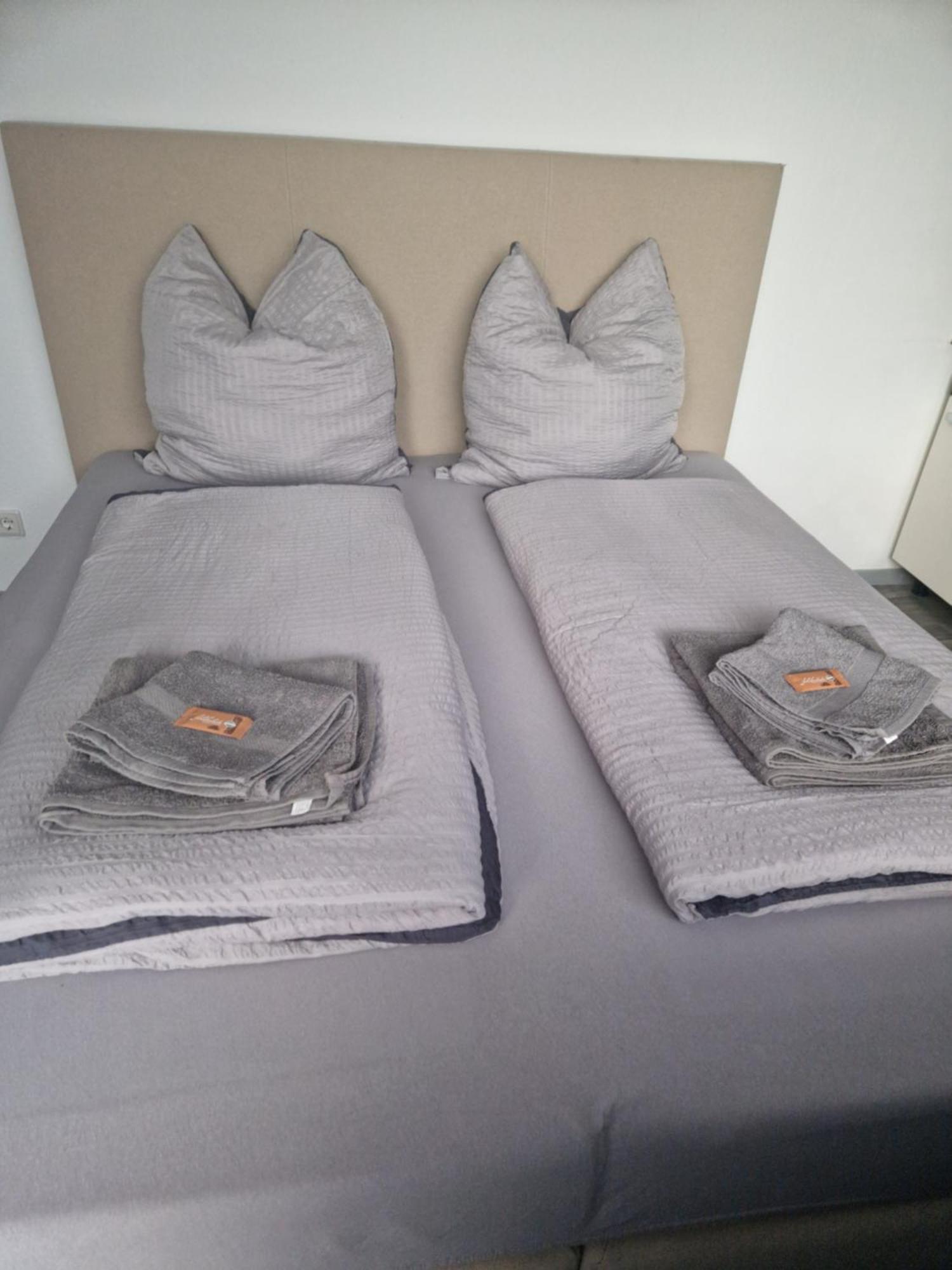 M&Bluxux Apartaments เครเฟลด์ ภายนอก รูปภาพ