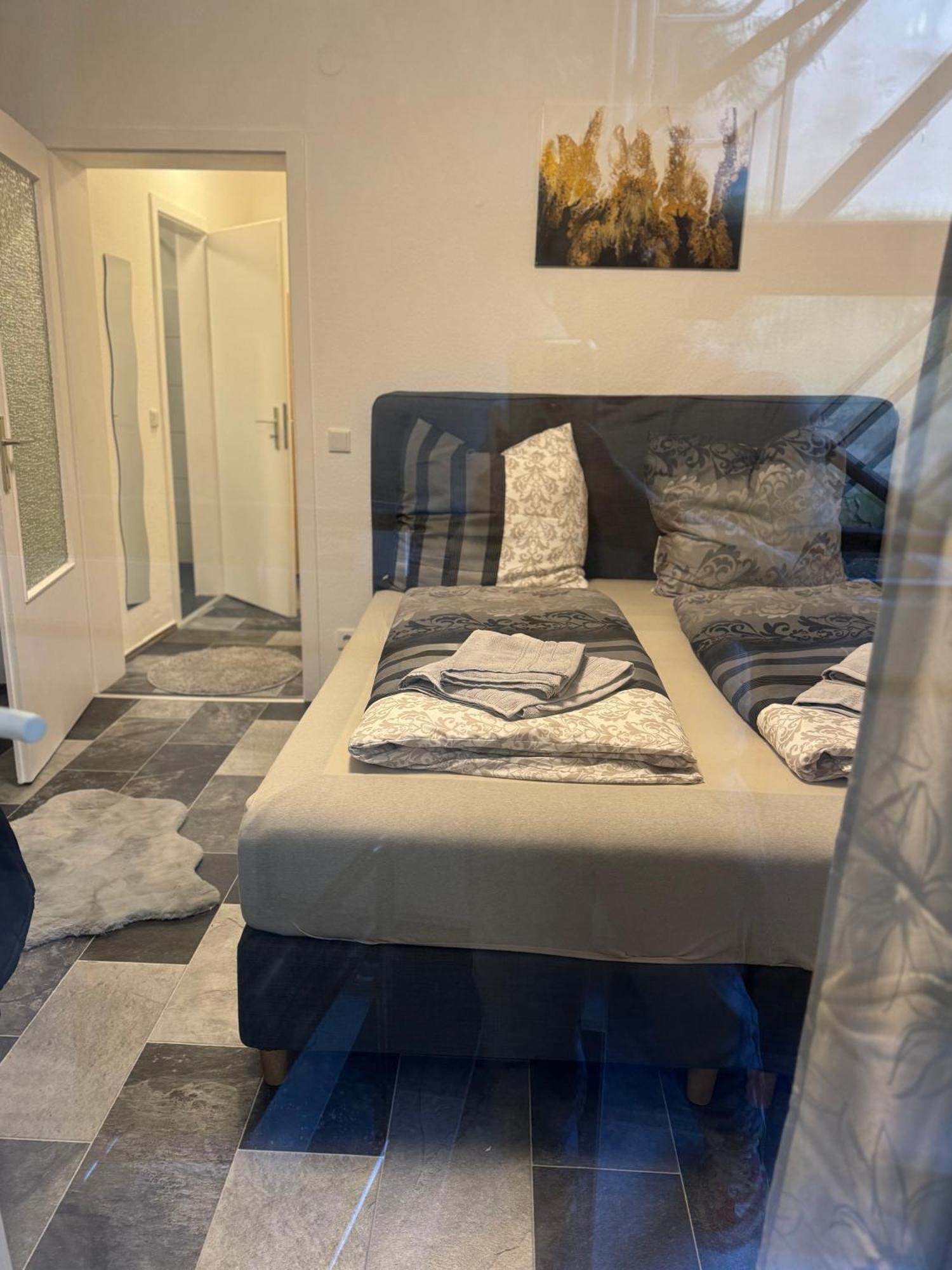M&Bluxux Apartaments เครเฟลด์ ภายนอก รูปภาพ
